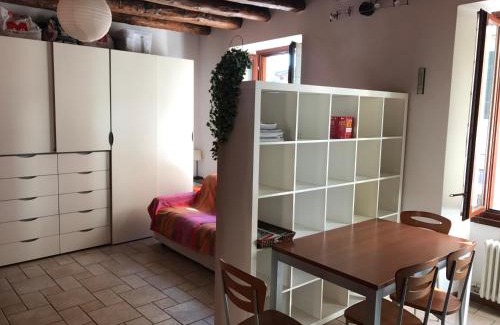 Como Apartment | Bed on the Lake Como monolocale vista lago