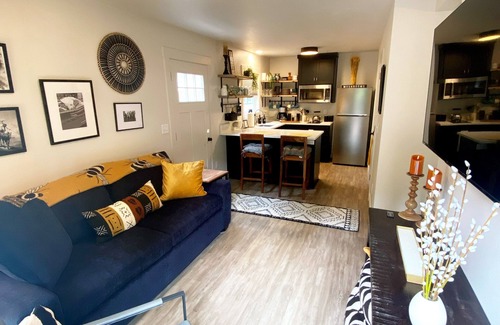 Eugene Apartment | Bee Peaceful Studio in enchanting Eugene.
