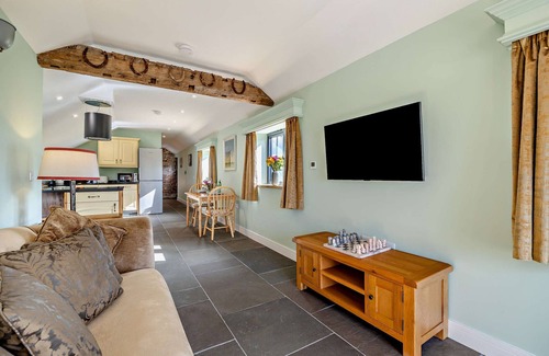 Louth House | Beggars Retreat - One Bedroom House, Sleeps 2