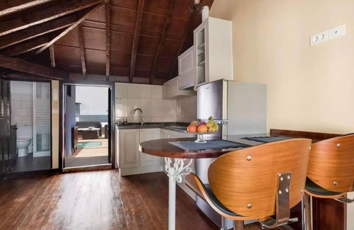 Historical Center House | Belvilla by OYO La VicarÃ­a La Buhardilla 2 pax