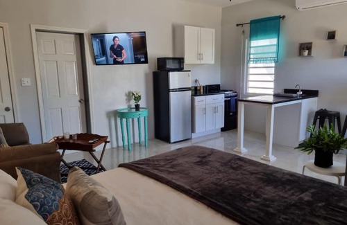 The Valley House | Bel Ti Plas