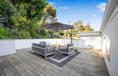 Hollywoodland Apartment | Belden View