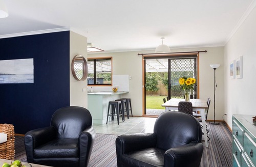 Narrawallee House | Bell at Narrawallee Beach
