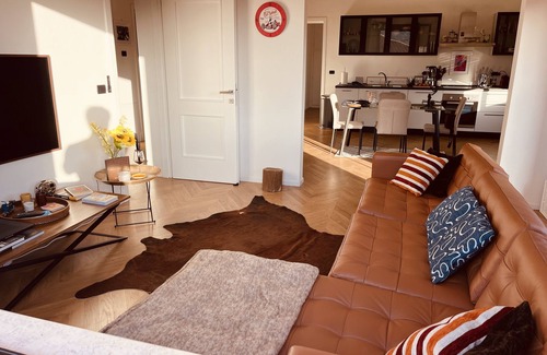 Po' Bandino Condo | Bella Casa Toscana Contemporary Penthouse Apartment in Heart of Tuscany.