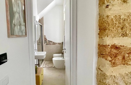 Corso dei Mille - Sant'Erasmo House | Bella Kalsa - Sirius Art Room