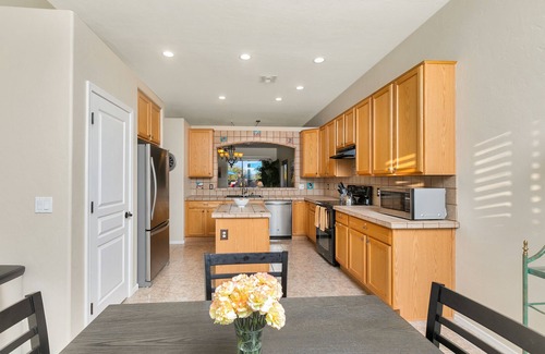 The Bluffs House | Bella View Resort Beckons You To Enjoy The Peace And Quiet Of This Home.
