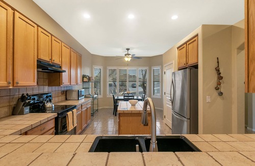 The Bluffs House | Bella View Resort Beckons You To Enjoy The Peace And Quiet Of This Home.