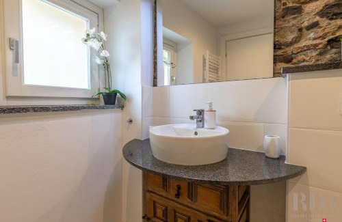 Capolago Apartment | Bella Vista RDA Luxury Apartments vista lago parking