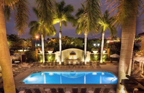 Redevelopment Area Condo | Bellasera Resort 3 Bd Luxury Condo with Pool, Jazz Club and Restaurant