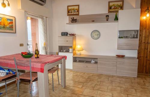 Fiumelatte Apartment | Bellavista garden and flowers