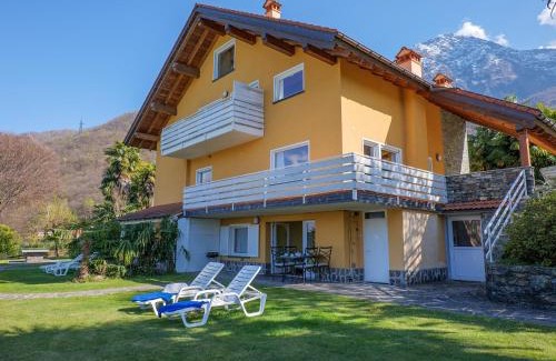 Colico Piano Apartment | Bellavista II Panorama Ferienwohnung mit Pool OG DG