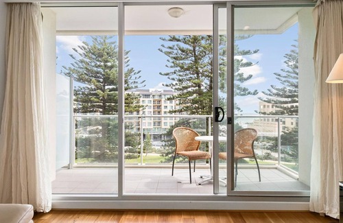 Glenelg Apartment | Belle Escapes - Lazy Days on Colley Terrace