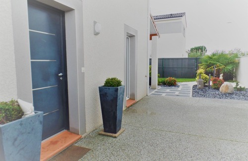 Saint-Simon House | Belle Maison 3 Chambres au Calme Jardin Parking Climatisation
