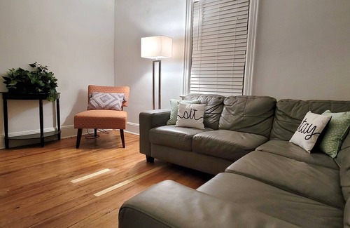Queens Apartment | Bellerose UBS single