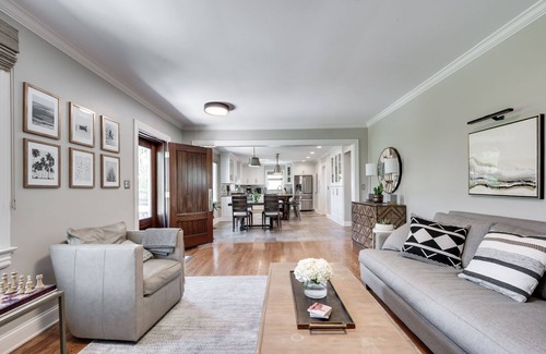 Belmont - Hillsboro House | Belmont Family Home: Walk to Park, restaurants, 10 min Downtown- Ideal Location!