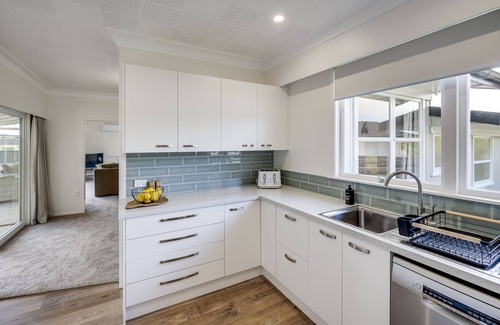 Havelock North House | Belmont Pool Paradise - Havelock North Home