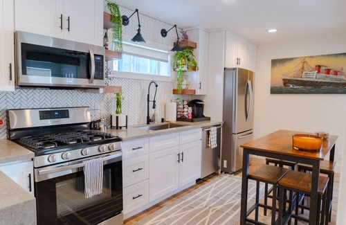 Belmont Shore House | Belmont Shore BH - Unit A