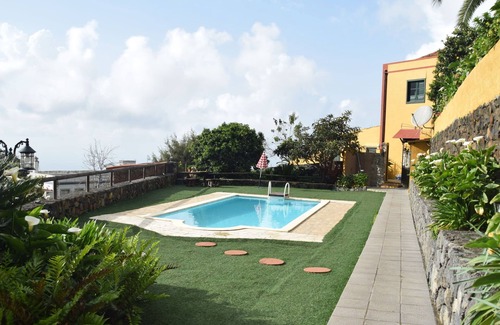 Montijos Cottage | Belvilla by OYO Casita Orotava