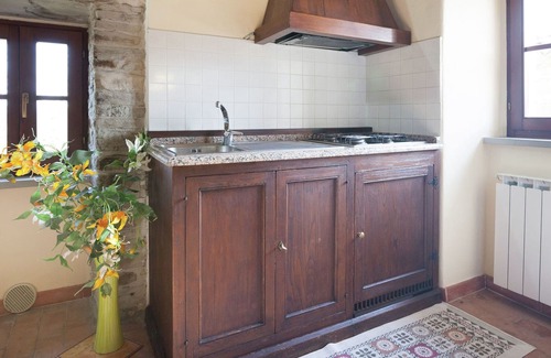 Apecchio Other | Belvilla by OYO Farmhouse with Swimming Pool