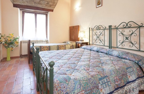 Apecchio Other | Belvilla by OYO Farmhouse with Swimming Pool