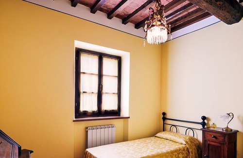 Camucia House | Belvilla by OYO Melograno