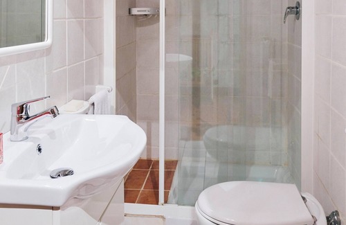 Camucia House | Belvilla by OYO Melograno