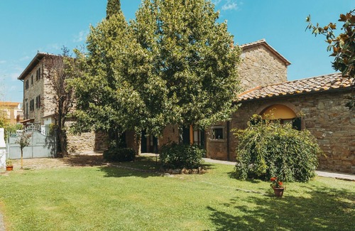 Camucia House | Belvilla by OYO Pino