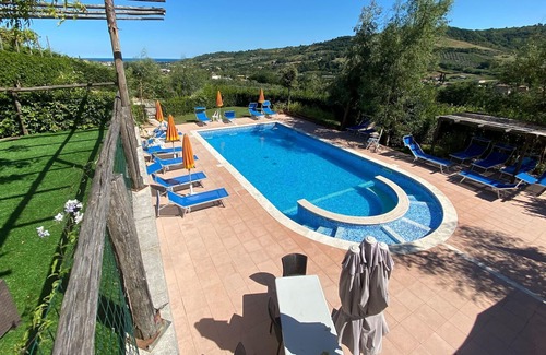 Massignano House | Belvilla by OYO SafariTent Lodge 5