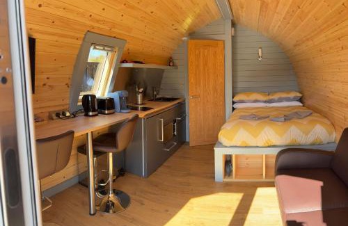 Fort William Ski Chalet | Ben View Pod