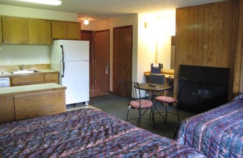 Bend Hotel | Bend Riverside Condos Near Downtown Bend