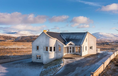 Aisgernis House | Benderloch House & Frobost Lodge by Interhome