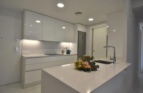 Cala Apartment | Benidorm Beach - By Apturist