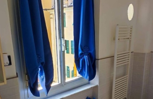 Sestri Ponente Apartment | Benny! EXCLUSIVE apartment with balcony!