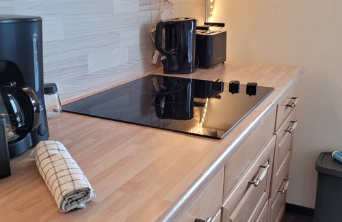Bergisch Gladbach Apartment | Berg Messe EG, 2,5 Zimmer, Homeoffice, W-lan