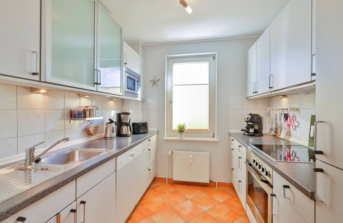 Binz Apartment | Bergen: stylish apartment with parking space and beach chair - FeWo Bergen