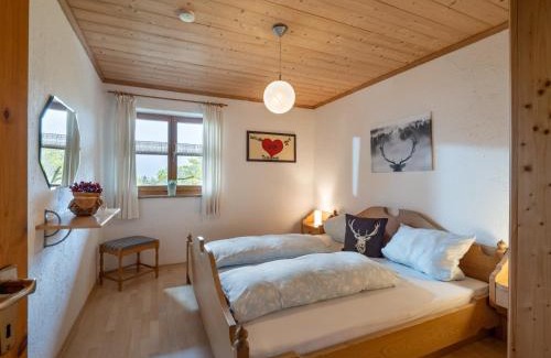 Oberaudorf Apartment | Berggasthof Bichlersee