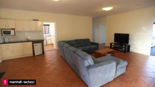 Bermagui House | Bermagui bliss beachfront holiday house