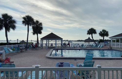 Broadwater Condo | Bermuda Bay Beach club -nSaint Petersburg, FloridanLiving the Dream!n