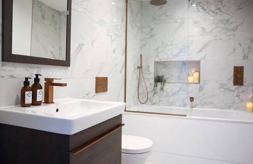 Knaresborough Apartment | Berry's Retreat Central Wi-fi