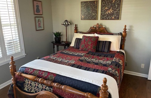 Jefferson House | BESSIE'S LANDING - Charming Cottage in Jefferson, TX Historic District