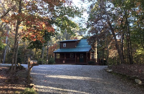 Helen Cabin | Best Around - 3 Miles to Helen & 4 Miles to Cleveland - 3.5 Acres
