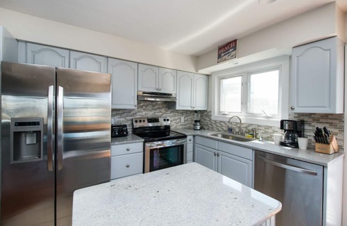 Easton's Point House | Best Beach Location On The Island-Families and mature adult groups welcome.