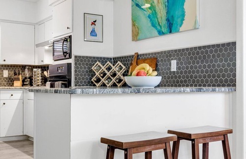 Arlington House | Best Little Bunkhouse in TX! Walk 2 AT&T Stadium!