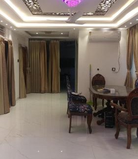 Toli Chowki House | Best Location Best Family