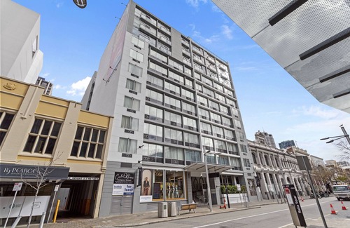 Perth Central Business District Apartment | Best Location Downtown Perth