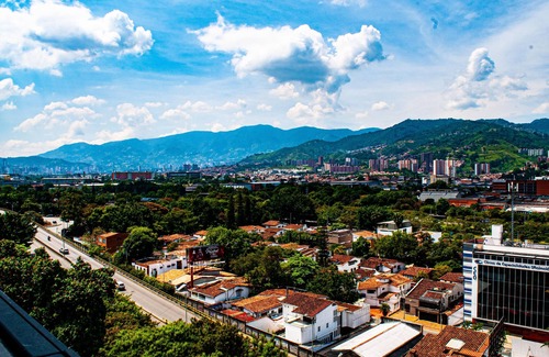 El Poblado Apartment | Best location in Medellín