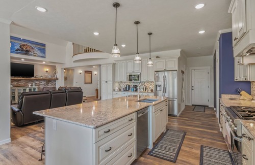 Soldotna House | Best Location on the Kenai River!