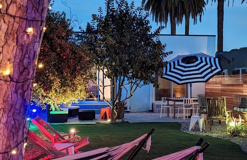 Los Angeles House | Best Location! Sunny & LUX LA home near everything