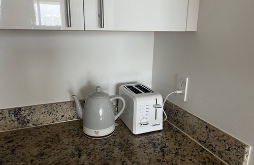 Sunny Isles Beach Condo | Best location at Sunny Isles. 5 min walk to the beach.STR-02909