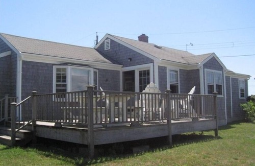 Madaket House | Best of Beach in Madaket-Book for a Great Spot in Nantucket!